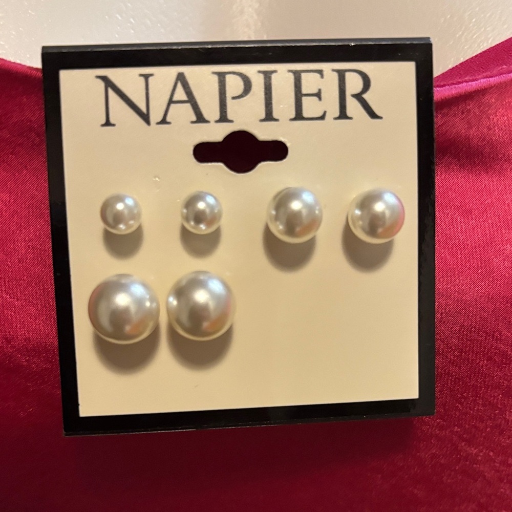 Napier Classic Pearl Earring Set